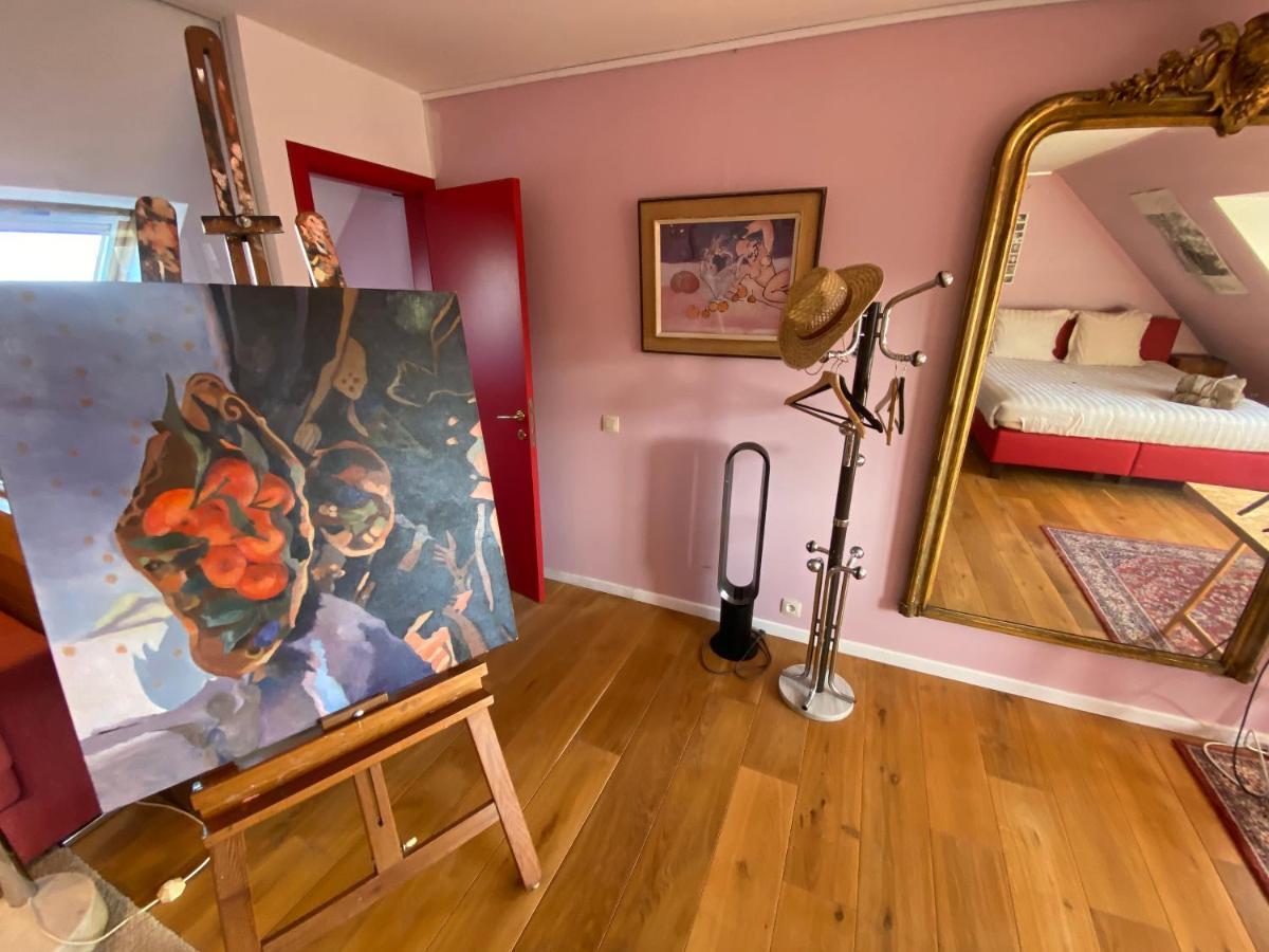 Artist'S Loft & Garden Bed and Breakfast Γάνδη Εξωτερικό φωτογραφία
